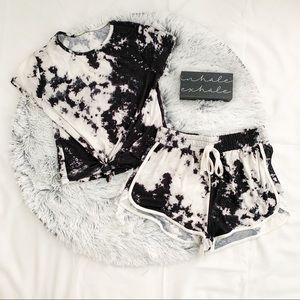 SOLD - Comfy tie dye set